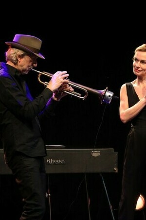 LE MURMURE DE LA MER : ERIK TRUFFAZ - SANDRINE BONNAIRE - HIPPOLYTE